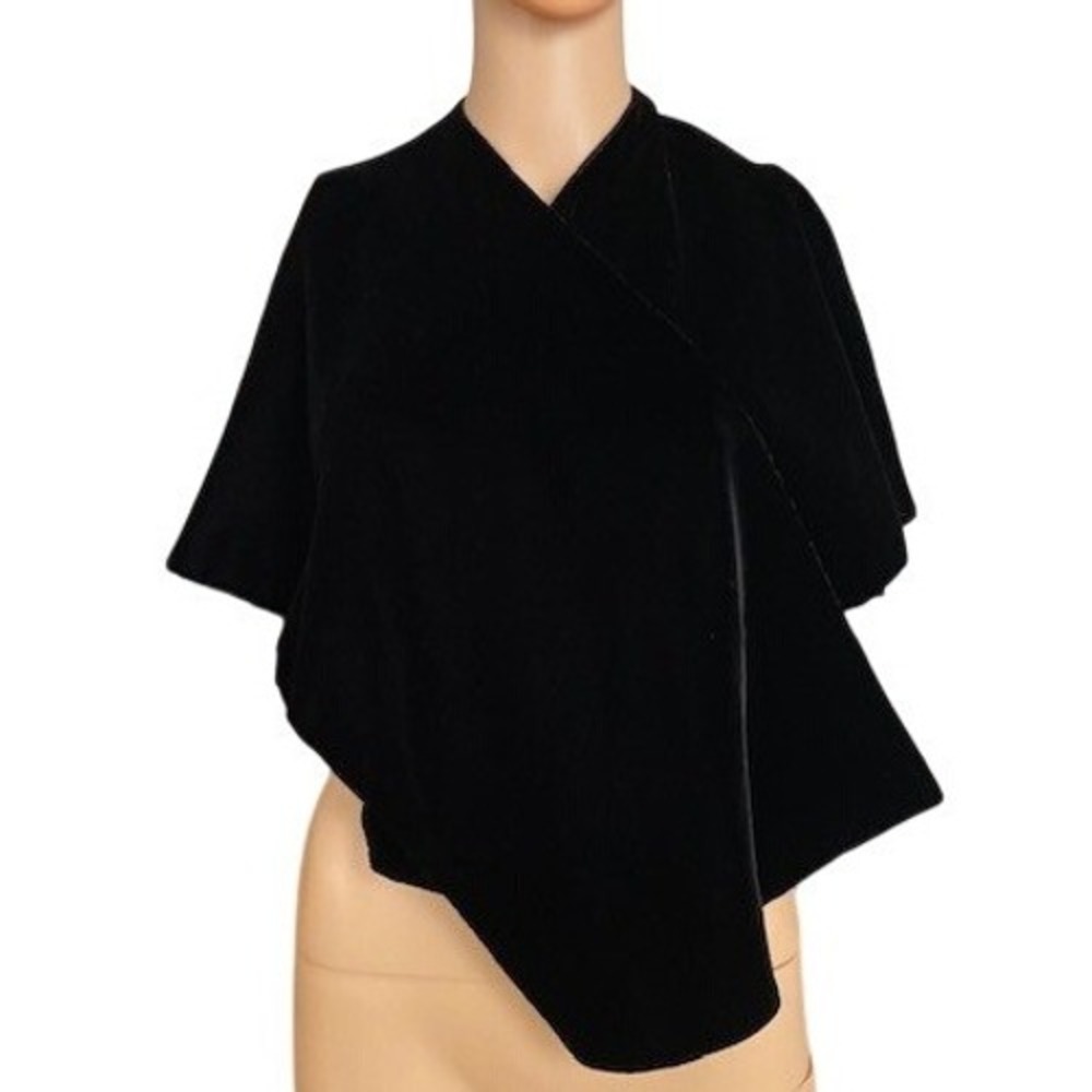 Black Velvet Capelet Shawl Evening Wrap Lined Opera Vtg Drama Fairy Goth Drama